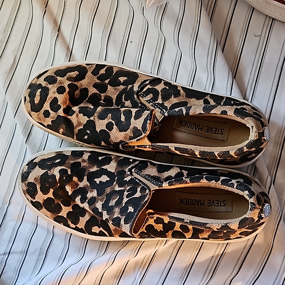 Steve Madden sneakers